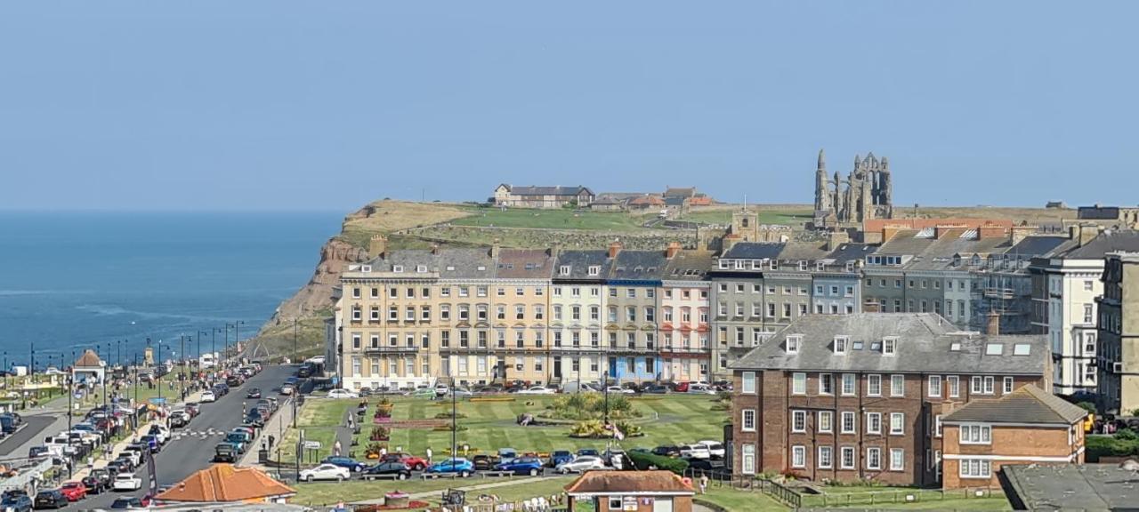 The Whitby Prospect, 2 Bed Apartment With Stunning Views, 2 Mins From Beach Exterior foto